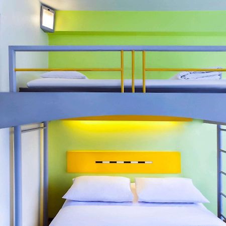 Ibis Budget Jakarta Menteng Екстериор снимка