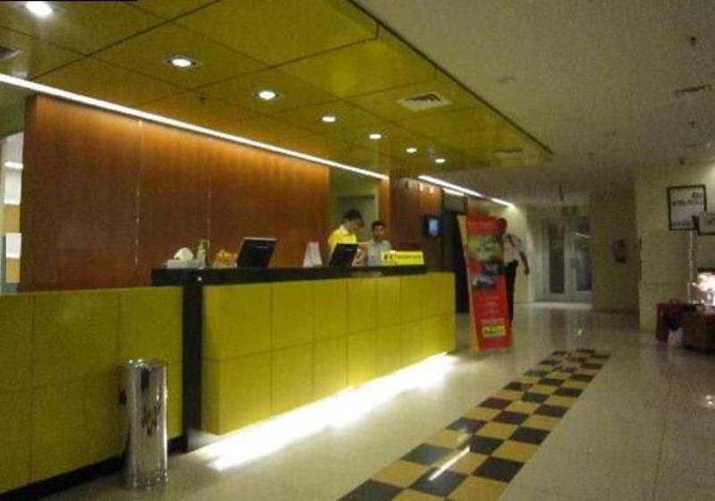 Ibis Budget Jakarta Menteng Екстериор снимка
